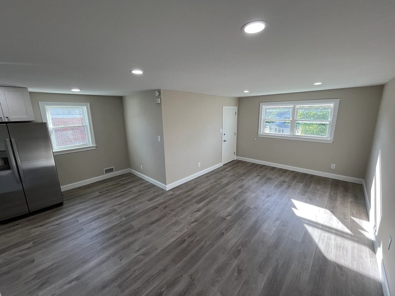 24 Reese Ave — Photo 1