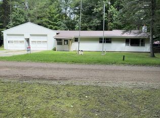 2594 Bialik Rd, Manistee, MI 49660