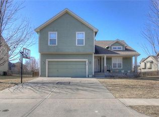 624 N Walnut St, Gardner, KS 66030