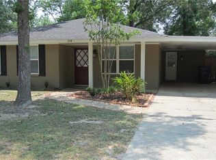 214 W Hickory St, Mandeville, LA 70471