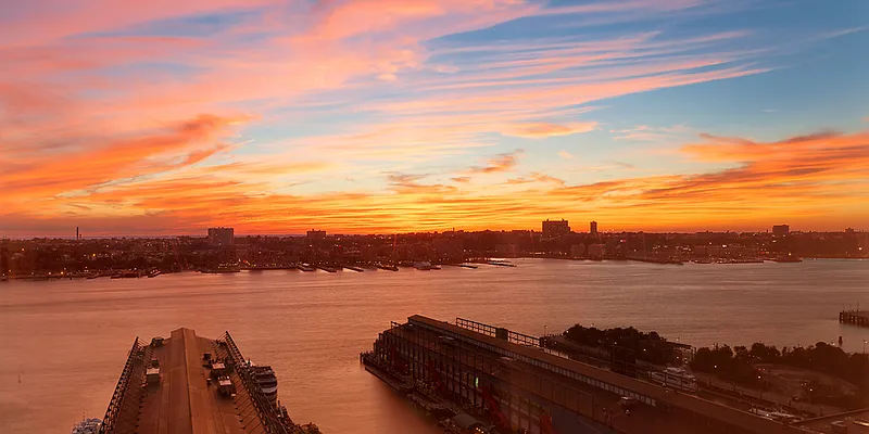 Sold by Compass | media 13