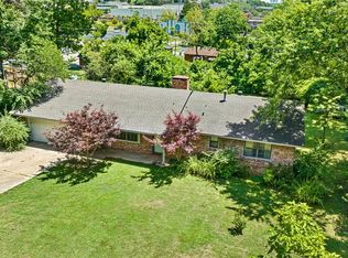 26 S Palmer Ave, Fayetteville, AR 72701