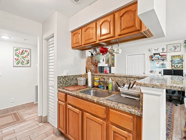 8642 Mallard Reserve Dr #101 — Photo 15