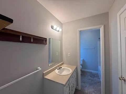 720 Thorne Rd — Photo 10