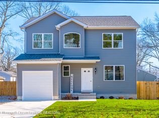 425 S Lake Barnegat Dr S, Forked River, NJ 08731