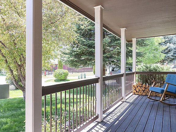 4th image of 70 Willowstone Ct