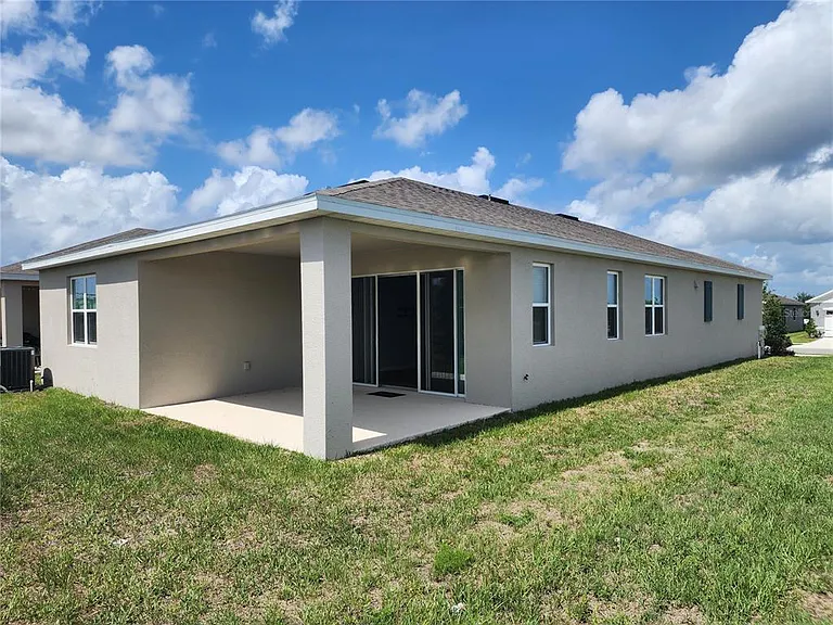708 Griffon Ave — Photo 23