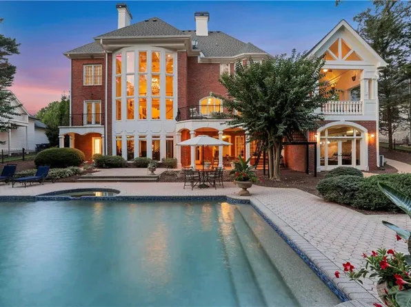 6450 Westchester Pl, Cumming, GA 30040