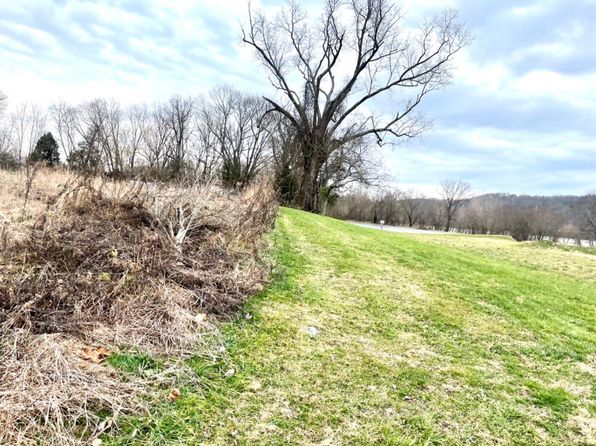501 Main St, Neville, OH 45156