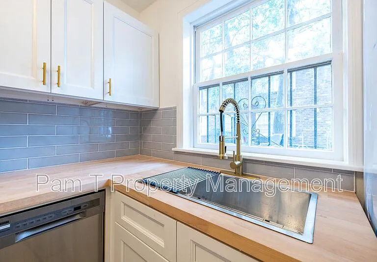 3411 Bull St #1 — Photo 7