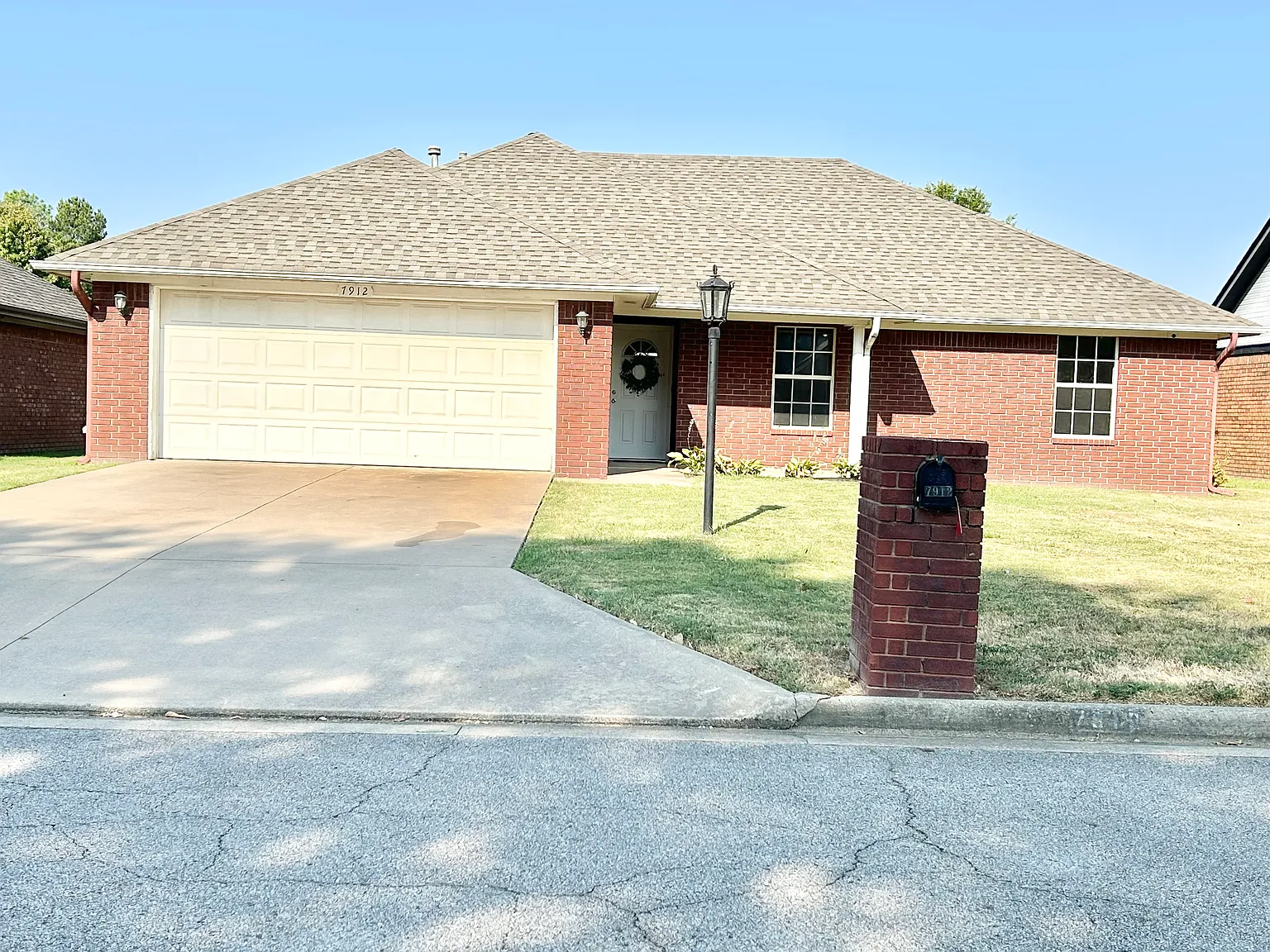 3 bed, 1353 sqft, $1,475 — Photo 3