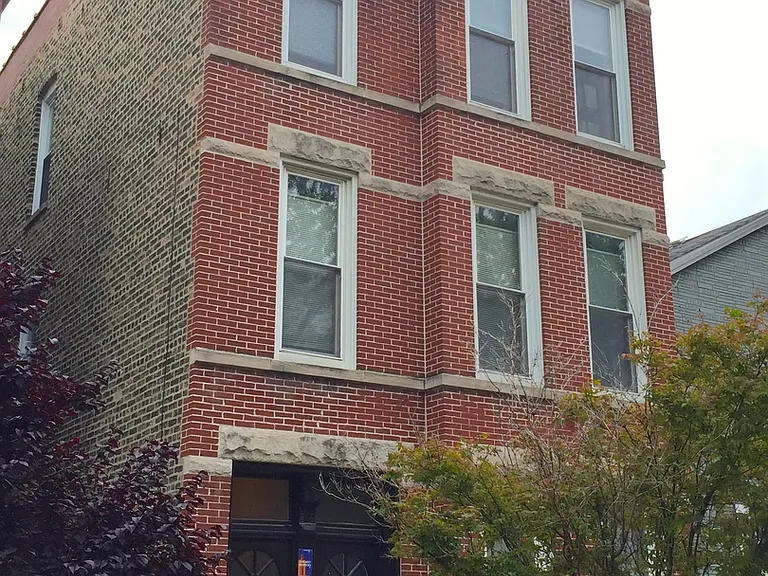 2117 W McLean Ave — Photo 1