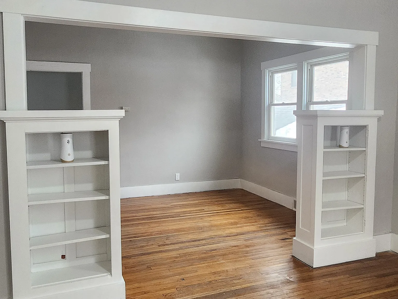3 bed, 1096 sqft, $1,900 — Photo 3