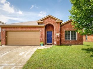 1712 Park Trails Blvd, Princeton, TX 75407