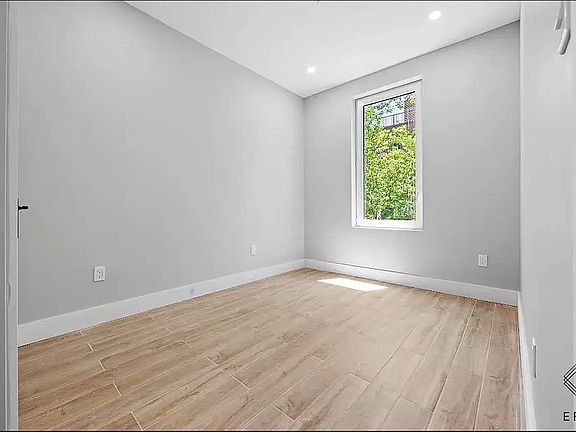 4th image of 809 Midwood St #3C