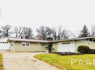 725 W Westwood Dr, Peoria, IL