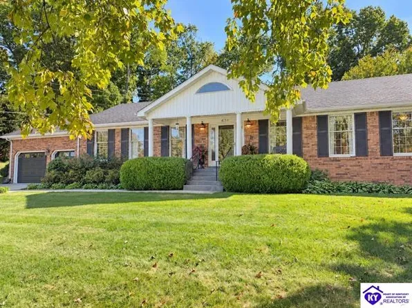 630 Foxfire Rd, Elizabethtown, KY 42701