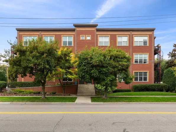 1071 Cleveland Ave S APT 301, Saint Paul, MN 55116
