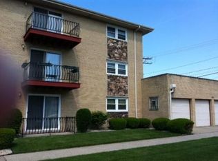 3208 N Pacific Ave APT 2N, Chicago, IL 60634