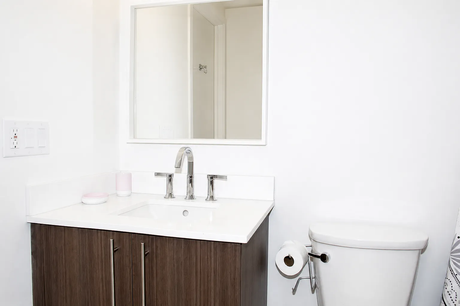 2 bed, 1130 sqft, $3,150 — Photo 2