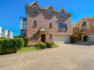 9703 Riddlewood Ln, Houston, TX 77025