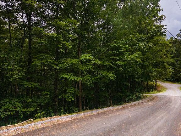 2nd image of 15 Clearview Rd Lot 15