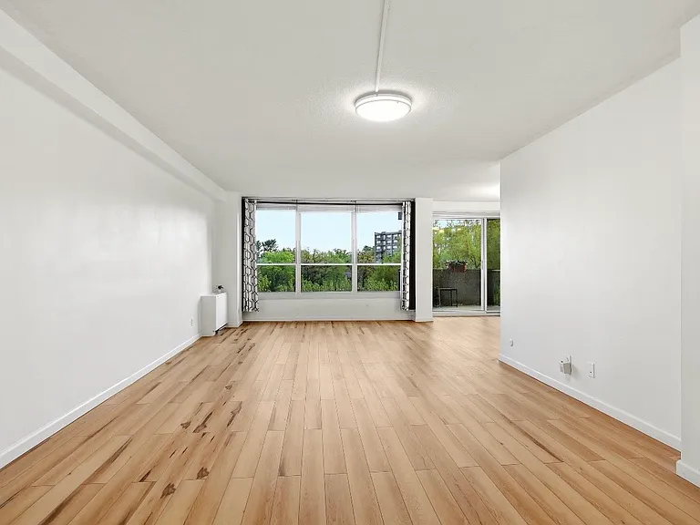 1001 City Ave #800 — Photo 1