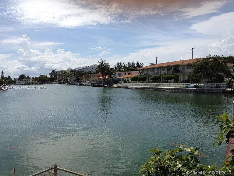 2 S Shore Dr #15 — Photo 4