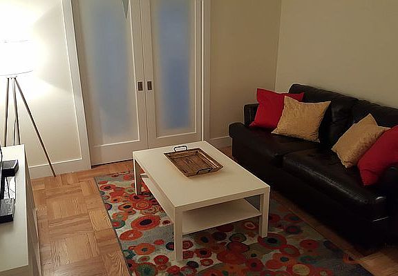 3rd image of 303 E 37th St APT 3D