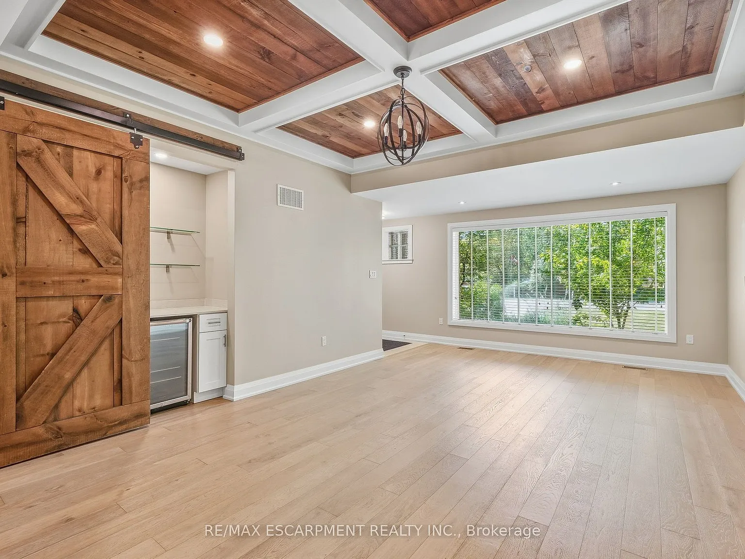 3 bed, $3,500 — Photo 3