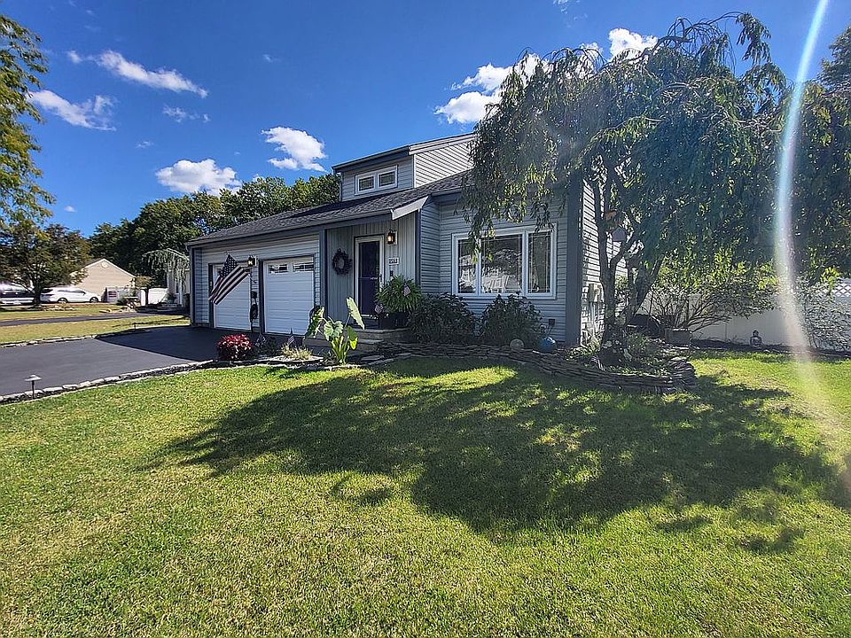 1st image of 955 Lucaya Ct