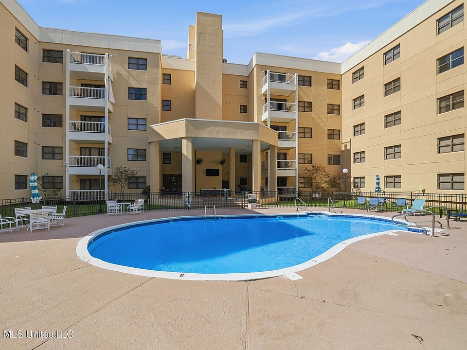1st image of 1130 Beach Blvd APT 106
