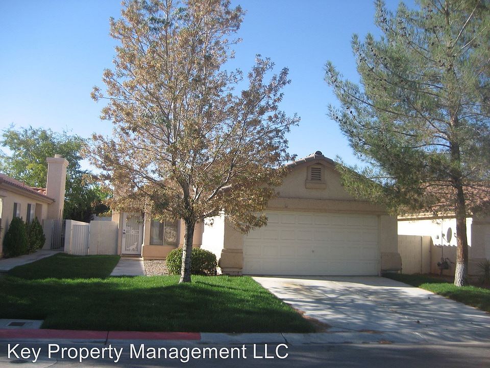 1st image of 861 Rainbow Rock St