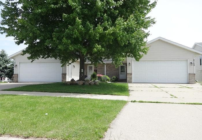 1st image of 2108 Green Valley Dr