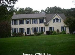 149 Anna Farm Rd E, North Stonington, CT 06359