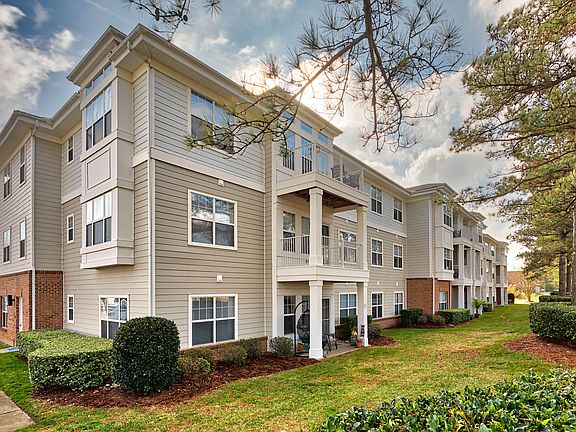 Coastal-inspired architecture