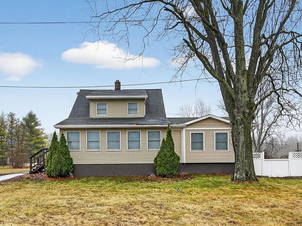 1st image of 44003 Tyler Rd