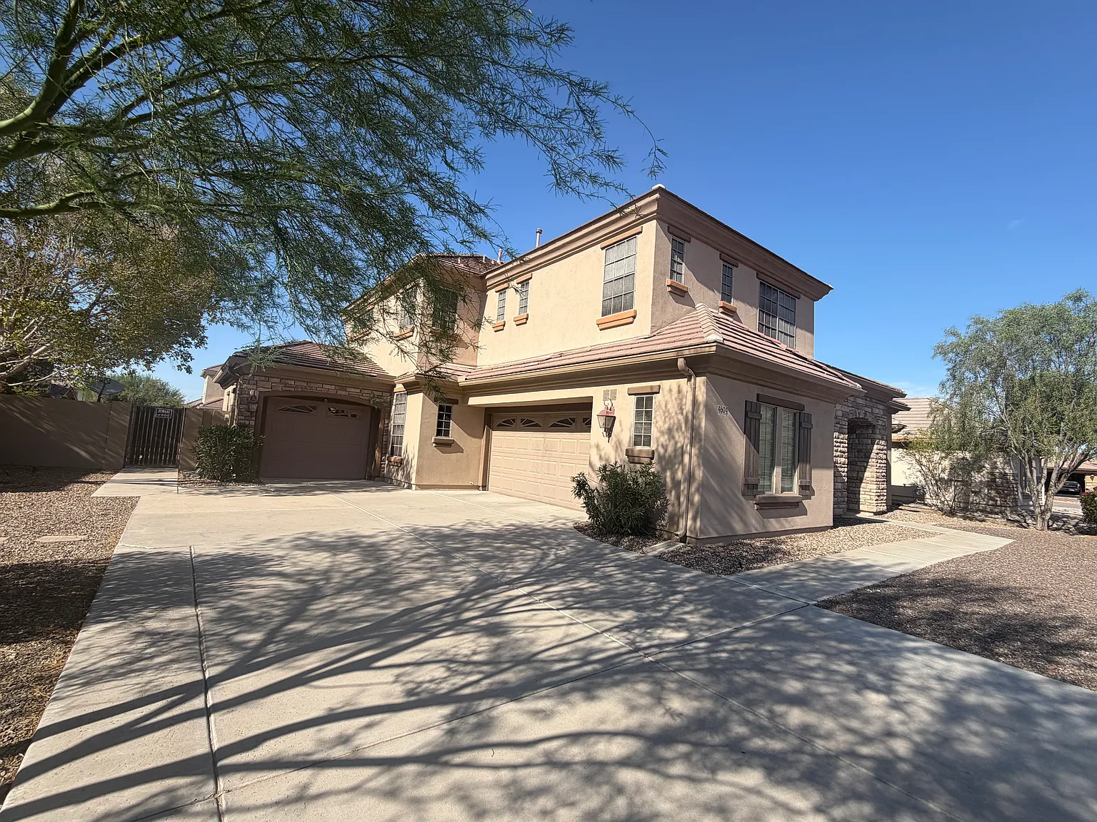4 bed, 3087 sqft, $2,650 — Photo 2