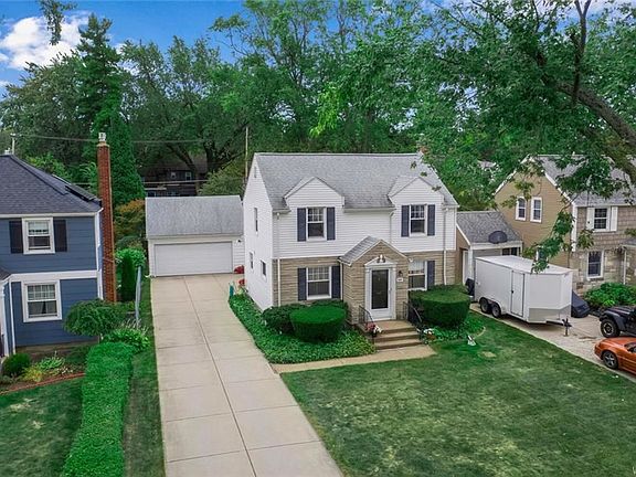 2nd image of 149 Meadow Ln