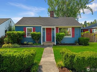 5817 56th Ave NE, Seattle, WA