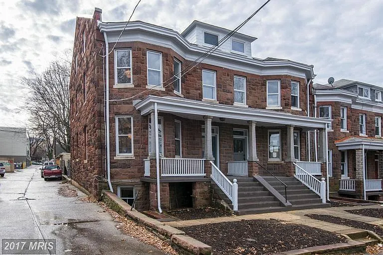 4114 Chesapeake St NW #B