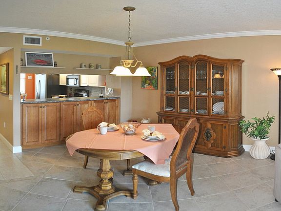 2nd image of 1200 Country Club Dr APT 4304
