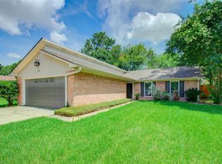 9426 Charter Ridge Dr, Houston, TX 77070
