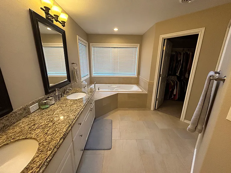 9775 SW 151st Ave — Photo 16