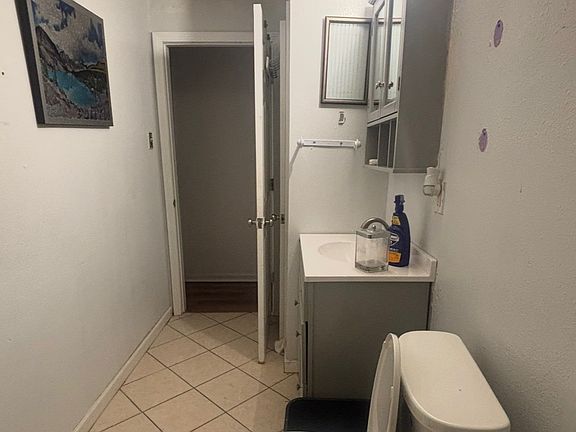 4th image of 3624 Havana St