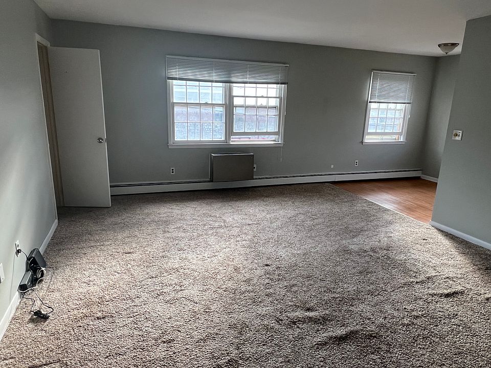 1st image of 240 S Broadway