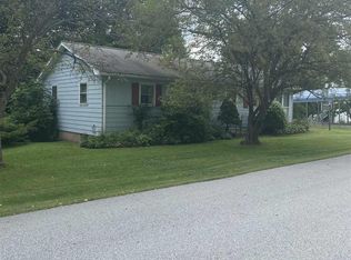 63 Prospect St, Wallingford, VT 05773