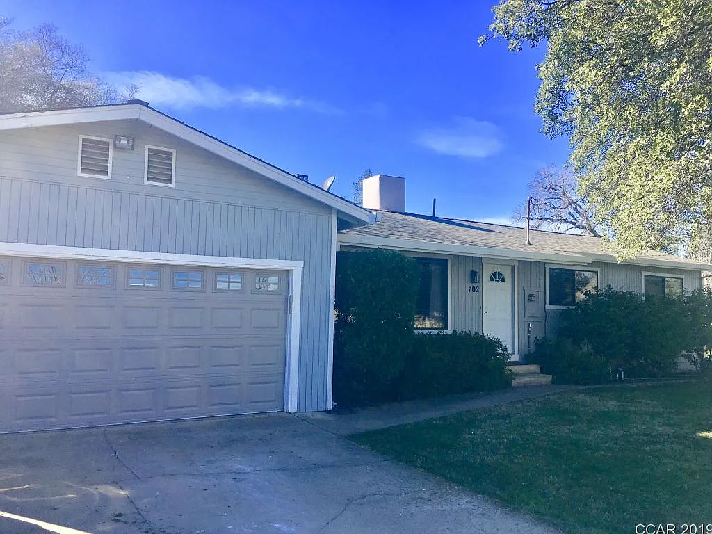 702 Alpine Ave photo 1