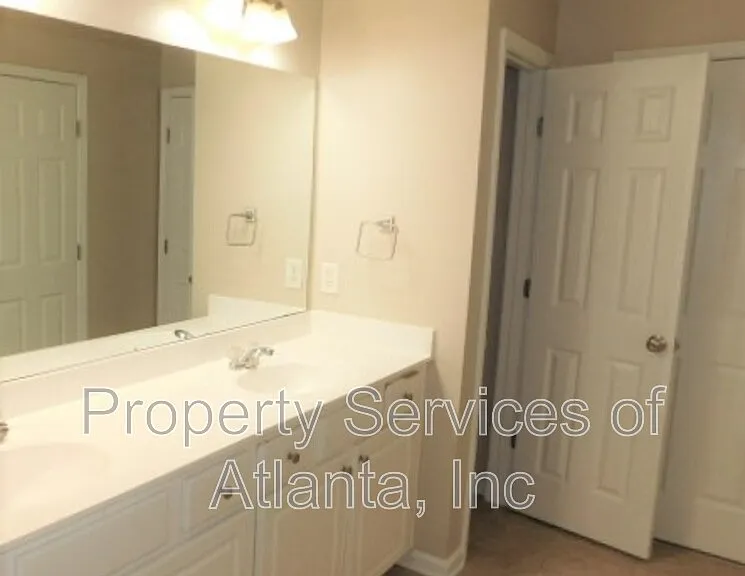 3286 Welmingham Dr SW — Photo 18