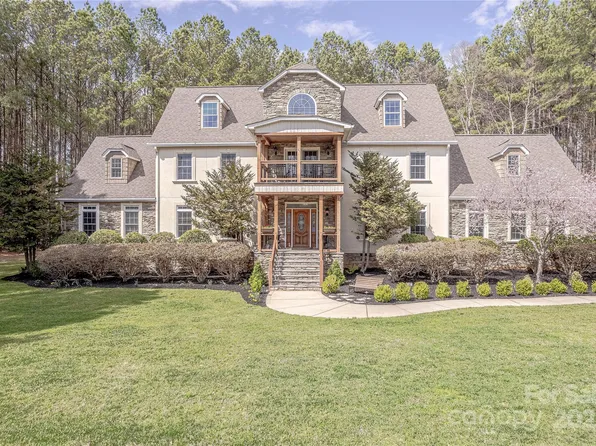 2174 McKee Rd, Fort Mill, SC 29708